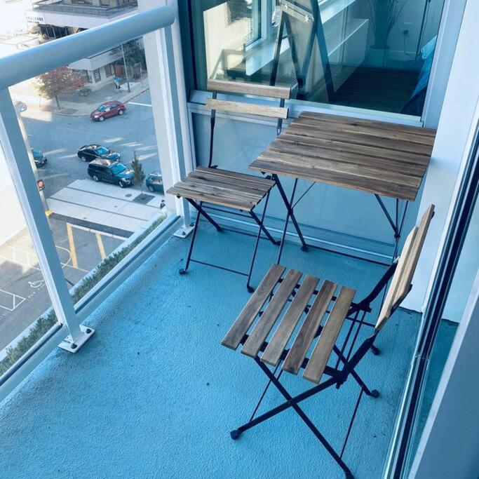 360º Rooftop Patio Views. Your-Home-Away-From-Home นอร์ทแวนคูเวอร์ ภายนอก รูปภาพ